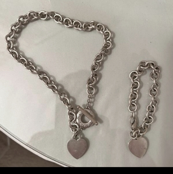 Tiffany Sterling Heart bracelet - Picture 2 of 2